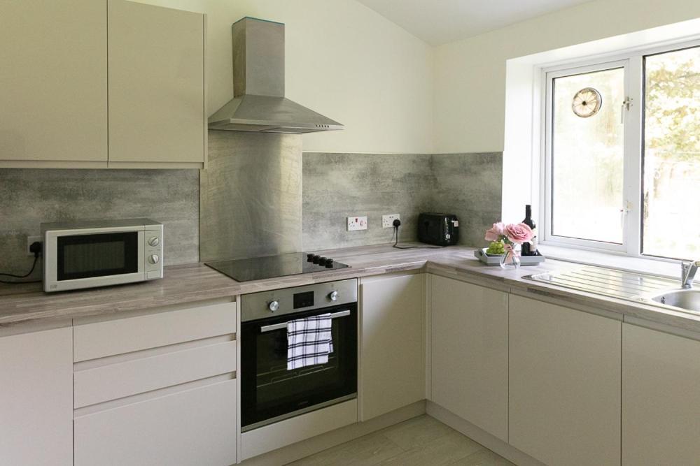 Vion Apartment - King Suites Aberdeen Extérieur photo