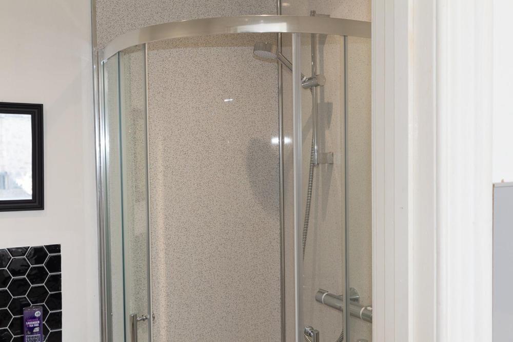 Vion Apartment - King Suites Aberdeen Extérieur photo