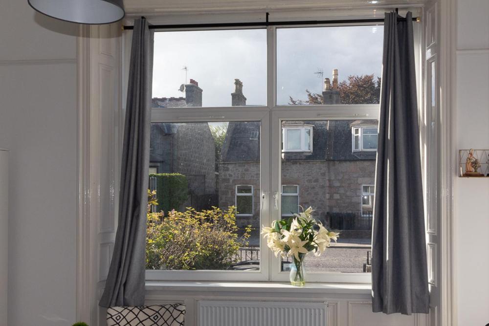 Vion Apartment - King Suites Aberdeen Extérieur photo